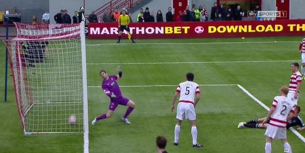 Adam-Rooney-goal-over-the-line.jpg