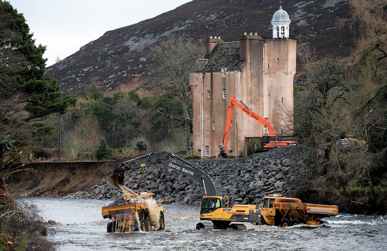 VIDEO Time lapse footage shows heroic effort that saved Abergeldie