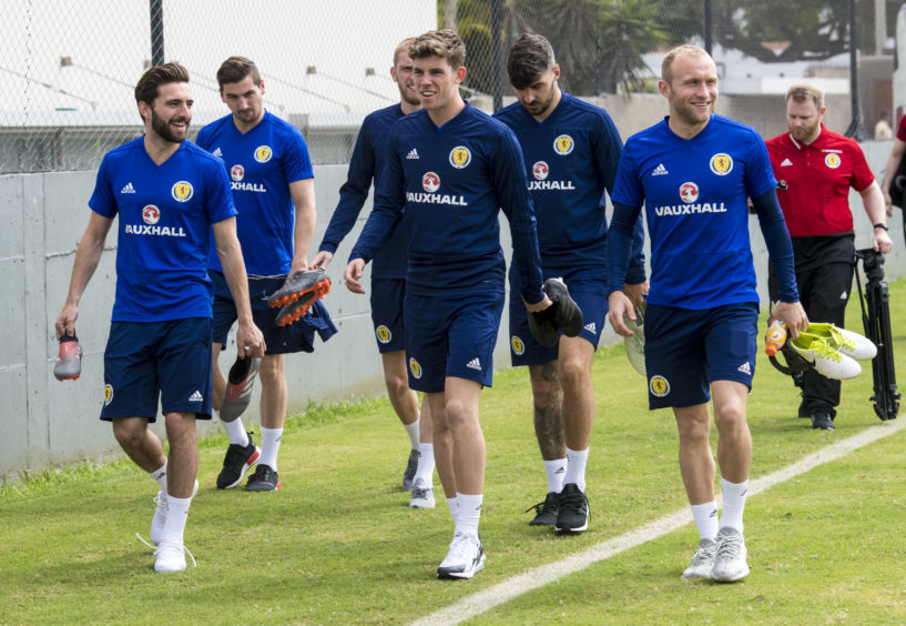 Graeme Shinnie backs former Aberdeen and Inverness team-mate Ryan Christie for Celtic push Graeme Shinnie backs former Aberdeen and Inverness team-mate Ryan Christie for Celtic push