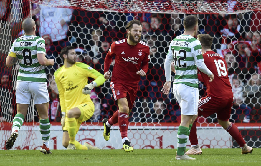 Dons lose out in seven-goal thriller Dons lose out in seven-goal thriller