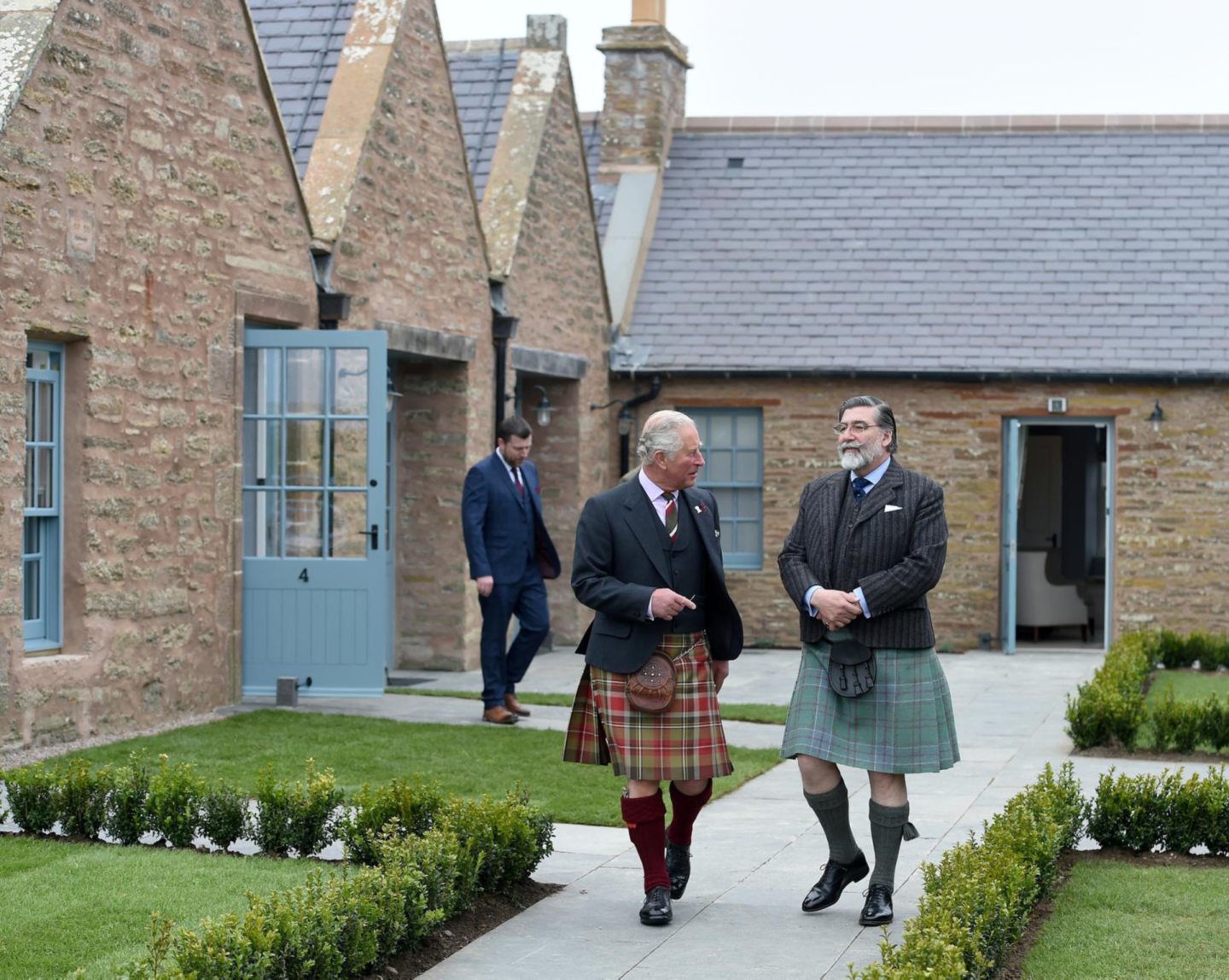 Video First Look Inside New Castle Of Mey B B Press And