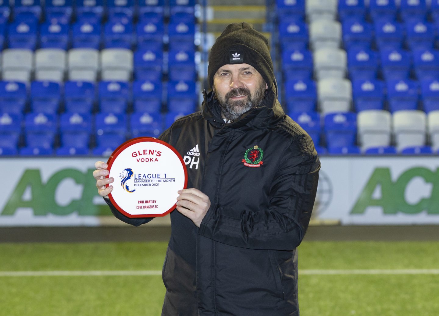 Cove Rangers Paul Hartley manager of the month 42310014 ghdeb3yv.