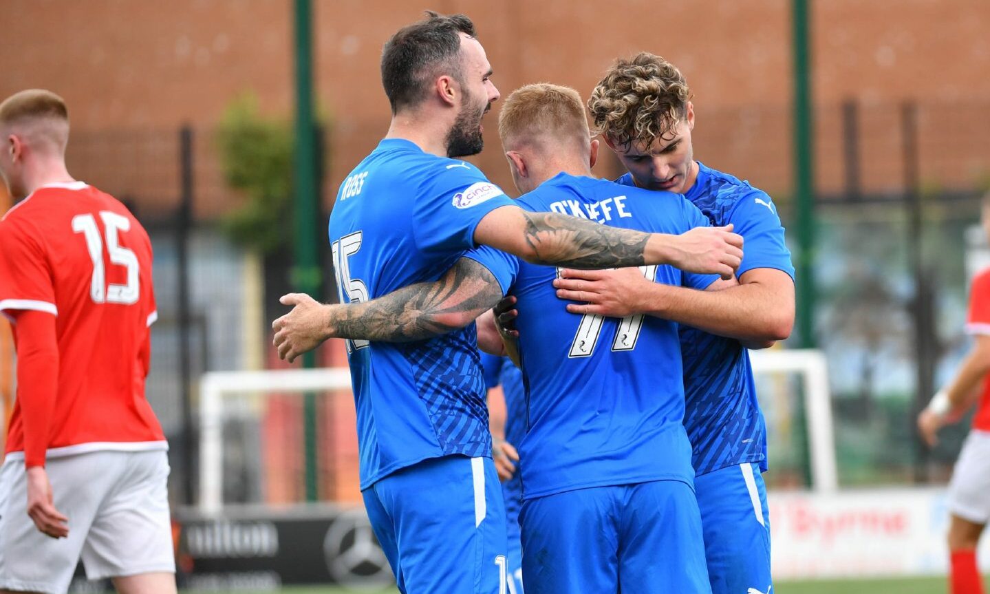 Clyde 1-2 Peterhead: Blue Toon move two points clear at the top of the table