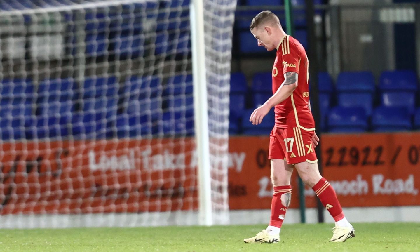 Jonny Hayes reveals even his nine-year-old son has been criticising him over Aberdeen’s poor form
